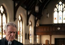 “My beloved grandma underwent emergency surgery, and I frantically called my parents, pleading, ‘She’s critical, please come.’ Not a single one of them showed up. Instead, my dad John texted back: ‘You’re already there—you’ll take better care of her.’ Grandma didn’t survive the night. But a week later at her funeral, our pastor stepped up to the pulpit and began reading her final written note…”
